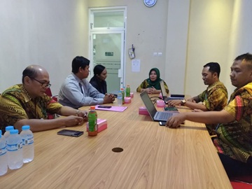 Ketertarikan Hotel Grandhita untuk Bekerjasama dengan Politeknik Indonusa Surakarta Ketertarikan Hotel Grandhita untuk Bekerjasama dengan Politeknik Indonusa Surakarta