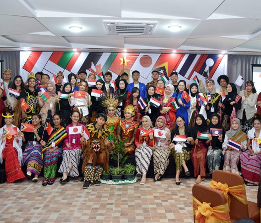 BEYOND BORDERS: POLITEKNIK INDONUSA SURAKARTA PARTICIPATED IN INTERNATIONAL SUMMER CAMP AND COMPETITION